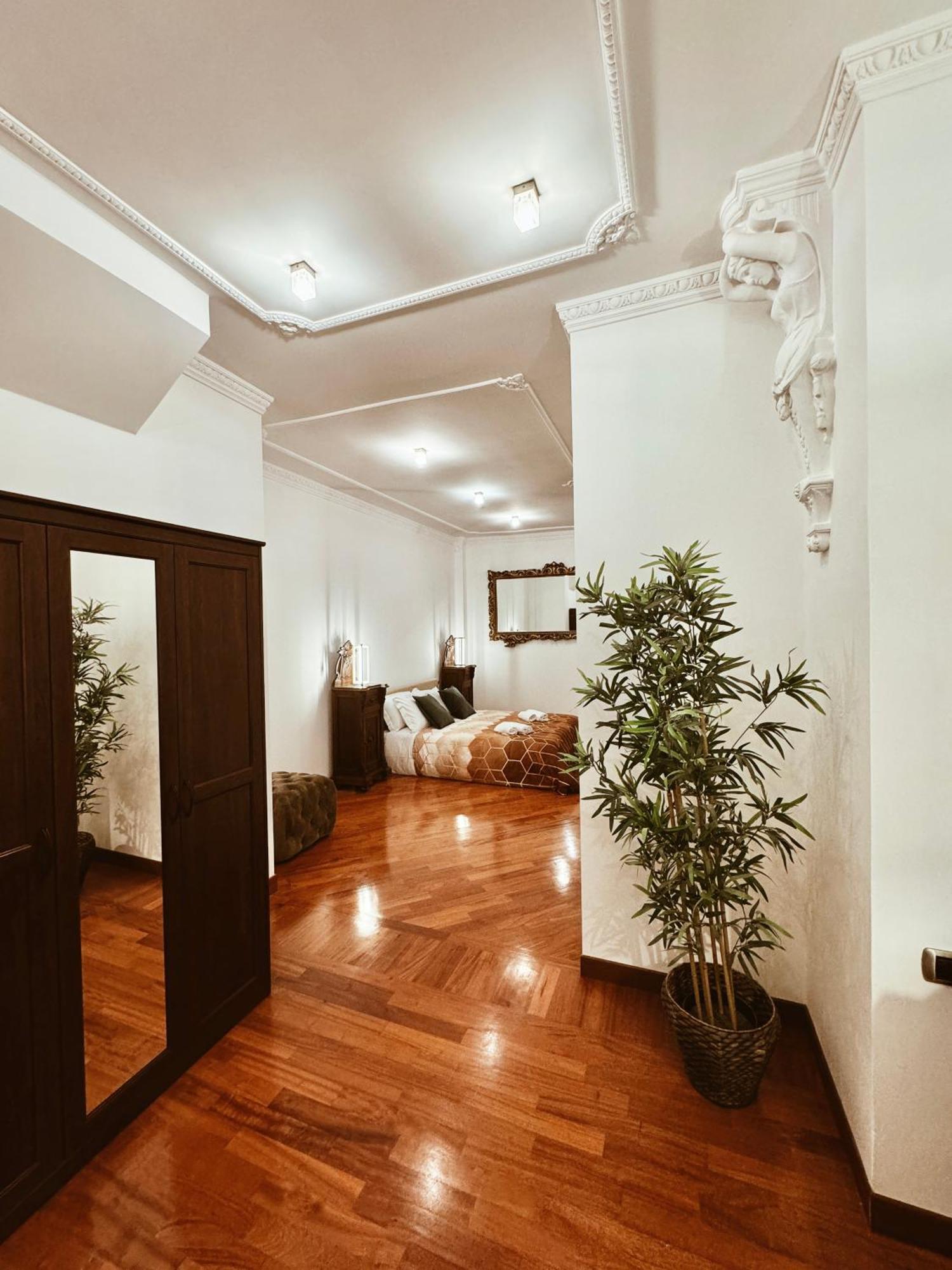 Residenza Tritone Luxury Guest House Trevi Fountain Roma Ngoại thất bức ảnh